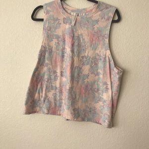 Fabletics XL (fits like L) floral tank